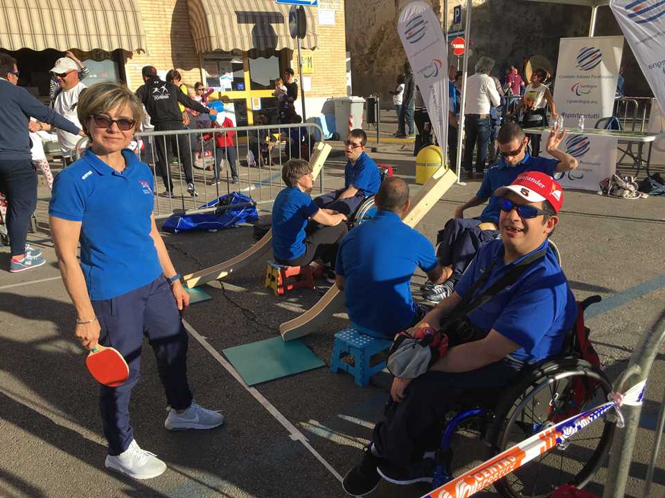Sport paralimpico in piazza Mazzotti a Sassari