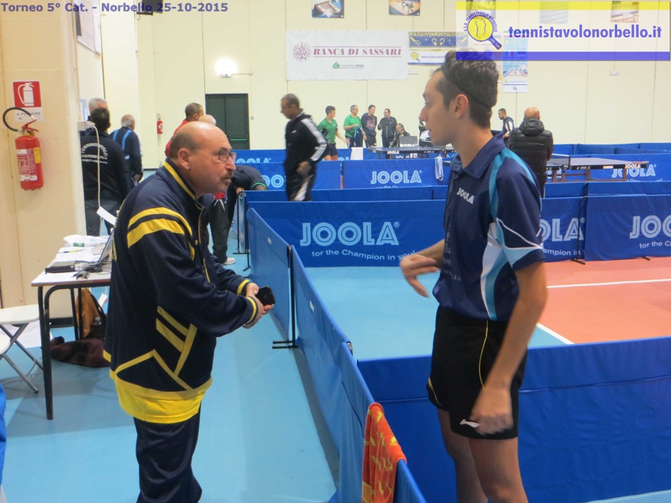 Coach Tore Scotto argomenta con Andrea Franceschi