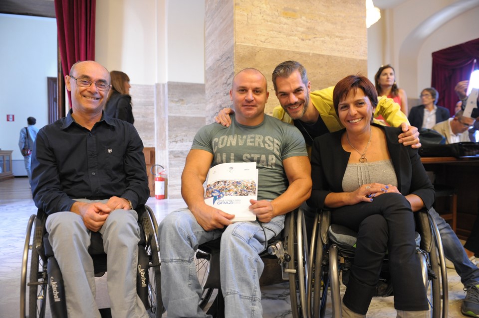 Il Presidente della Fitet Sardegna Simone Carrucciu con i suoi colleghi della giunta Cip Sardegna